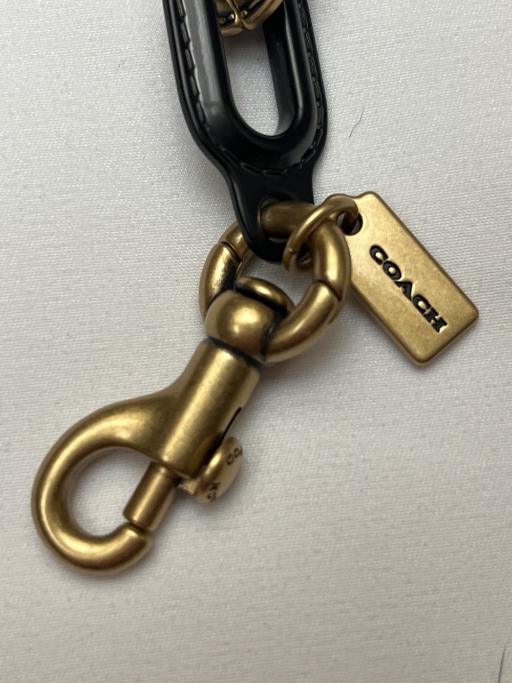NWOT COACH Brand Blk/Gold Bag Chain/Charm Accessory.  Metal.  18” Long. - Picture 5 of 6